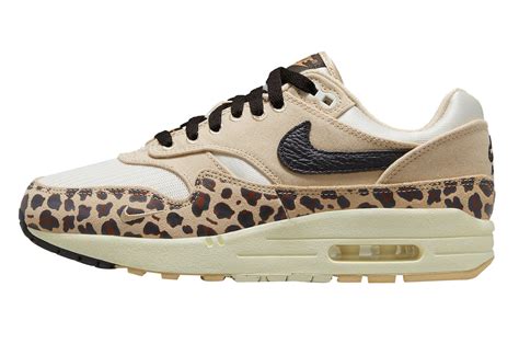 wmns air max 87 leopard print